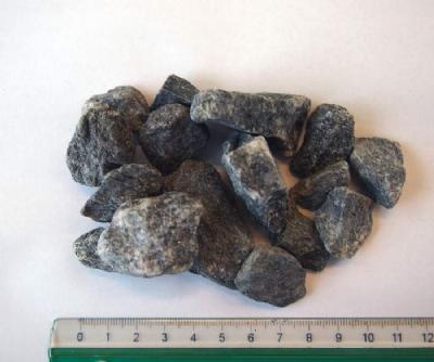 salg af Granitskærver gråmix 16-32 mm - 2 x 1000 kg, leveret