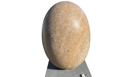 salg af Æggeskulptur