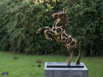 salg af Heste skulptur