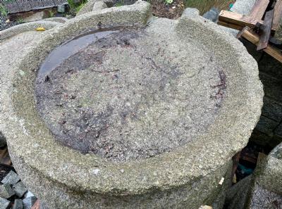 salg af Antik møllesten