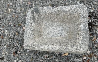 salg af Antik trug