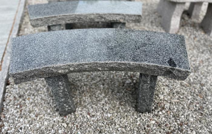 salg af Bænk kurvet gråsort