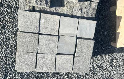 salg af Basalt fliser 15 x 15 x 3 cm