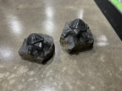 salg af Dyr i basalt blok