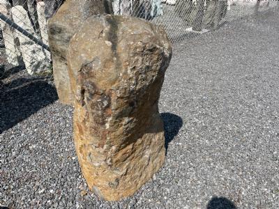 salg af Rustik Basalt Søjle - Lavasten