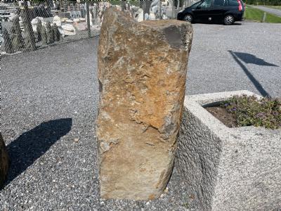 salg af Rustik Basalt Søjle - Lavasten