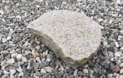 salg af 6 stk. bedsten rosa granit
