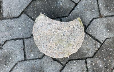 salg af 250 stk. bedsten rosa granit