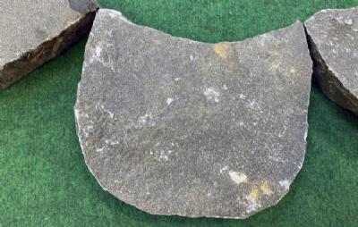 salg af 175 stk. bedsten sort basalt