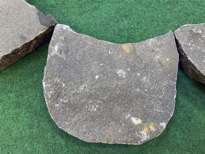 salg af Bedsten i hælfacon - Sort basalt