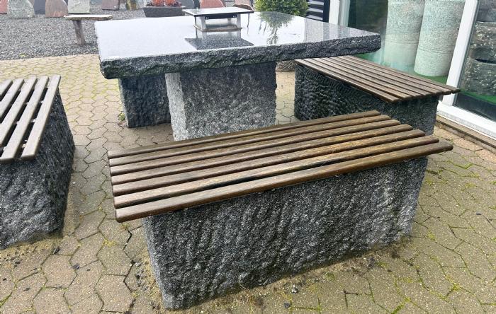 salg af Bord med 4 stk bænke gråsort