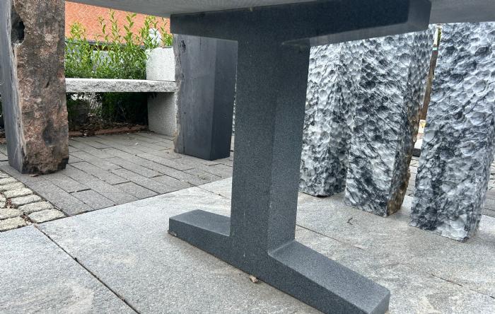 salg af Bordben gråsort poleret pr. stk