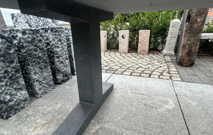 salg af Bordben gråsort poleret pr. stk