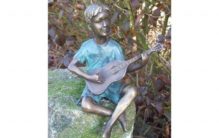 salg af Dreng med guitar