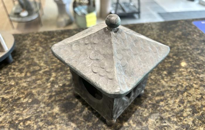 salg af Bronze lanterne antik