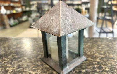 salg af Bronze patineret lanterne