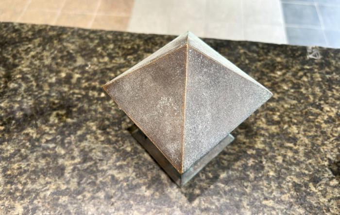 salg af Bronze patineret lanterne