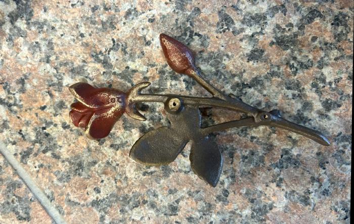salg af Bronze rose lille