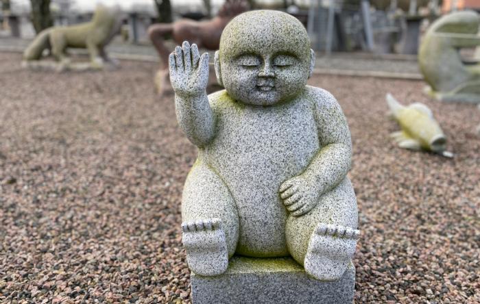 salg af Buddha med løftet hånd