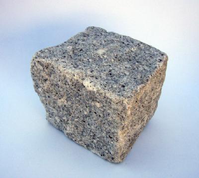 salg af Chaussesten i grå Porto granit