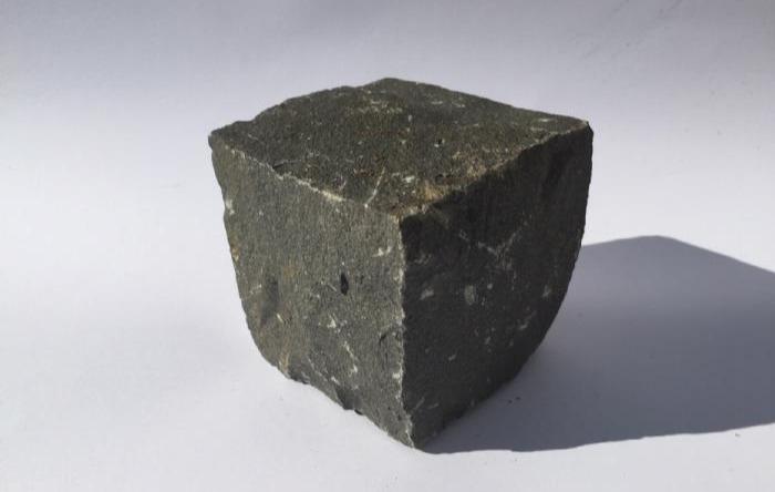 salg af Chaussésten sort basalt