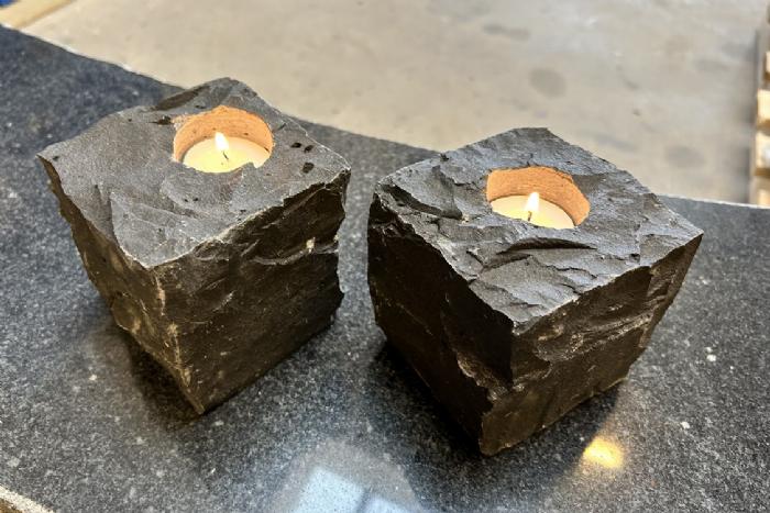 salg af Chaussesten fyrfad sort basalt