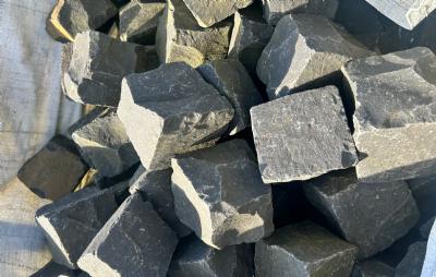 salg af Chaussesten sort basalt