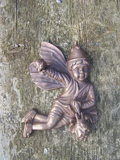 salg af Fairy and grape doorknocker