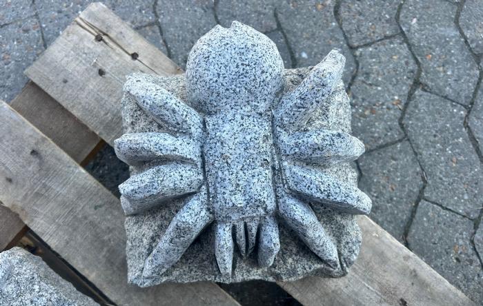 salg af Edderkop grå granit