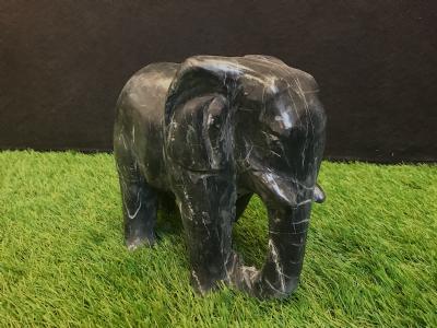 salg af Elefant, Sort marmor