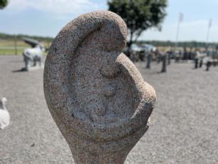 Familie H150  rød granit