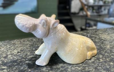 salg af Fedtsten siddende flodhest l21 cm