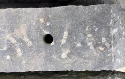 salg af Flagstangssokkel sort basalt