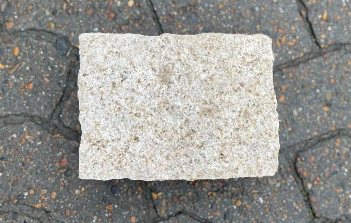 salg af 1 stk. Klosterhvede gul granit