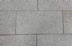 gråsort granit fliser