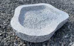 fuglebad lysgrå granit