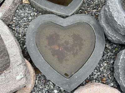 salg af Fuglebad hjerte poleret dia 50cm