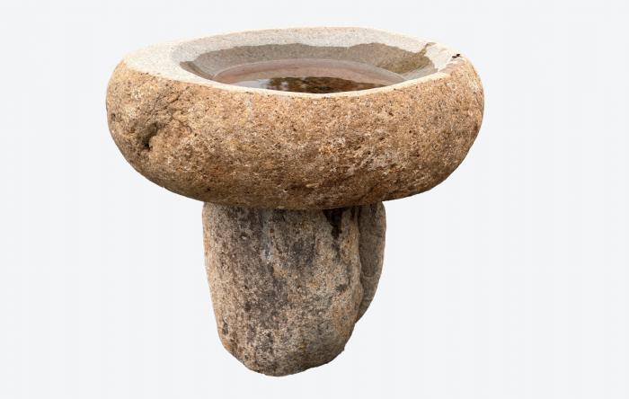 salg af Fuglebad Marksten på sokkel