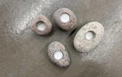 salg af Fyrfadsstage natursten