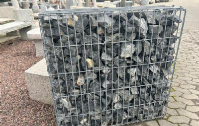 salg af Gabion med sort granit fyld