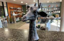 salg af Giraf sort polyplast lille model