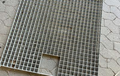 salg af Gitter firkantet 100 x 100 cm
