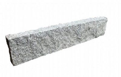 Grå granit kantsten