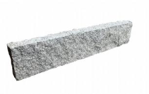 Grå granit kantsten