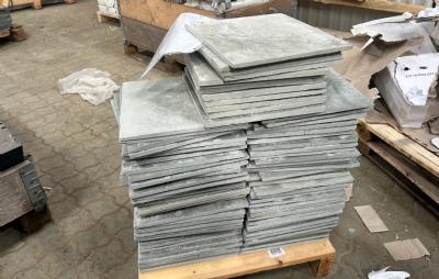 salg af Grå/grøn skifer fliser restparti