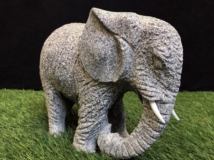 Køb Grå Stenelefant Granit elefant hvide marmor stødtænder Mellemstore sten figurer