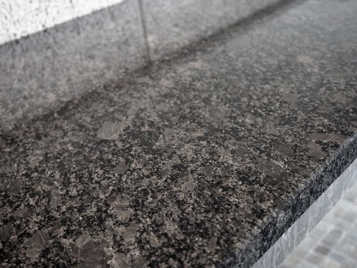 salg af Granitbordplade Steel Grey