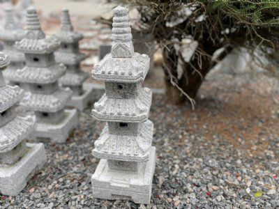 Granit pagode m. skår