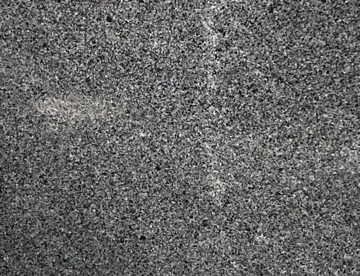 salg af Granitflise gråsort poleret granit