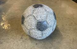 fodbold gråsort granit